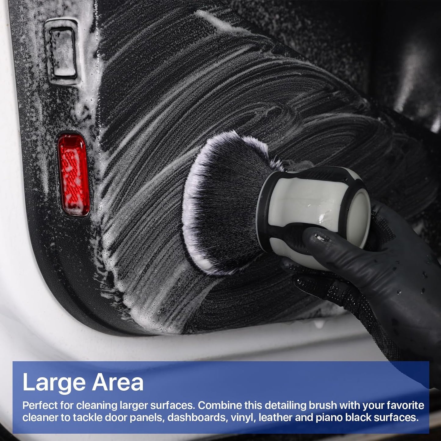 Curveball XL detailing brush