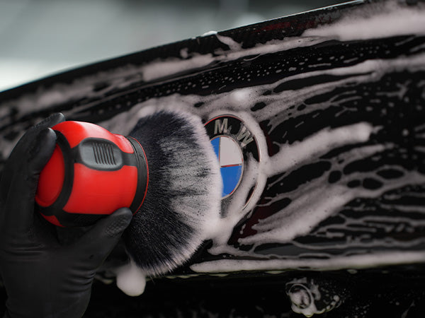 Curveball XL detailing brush